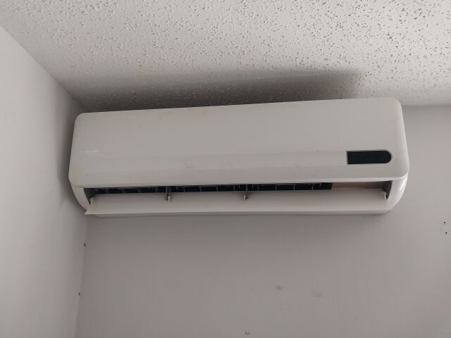 24000BTU AC UNIT Air Conditioning Shortwood Road