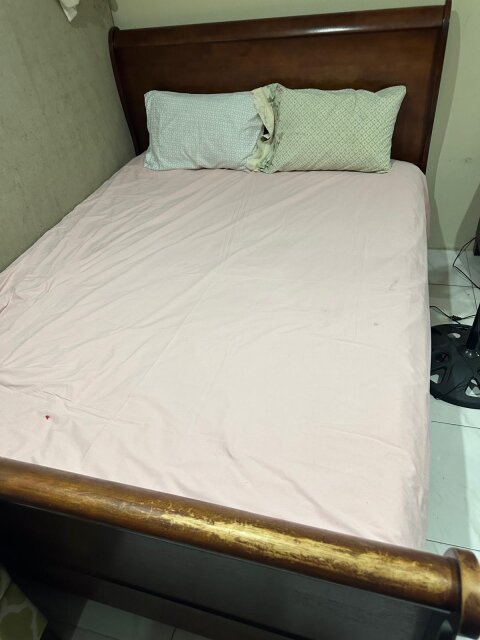 Queen Bed Frame Beds Red Hills Rd