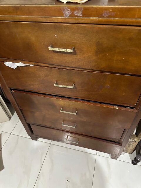 Solid Wood Dresser Chest of Drawers Red Hills Rd