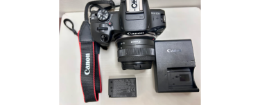 Canon EOS R100 Dslr Camera With 18-45mm Lens Cameras Spanish Town