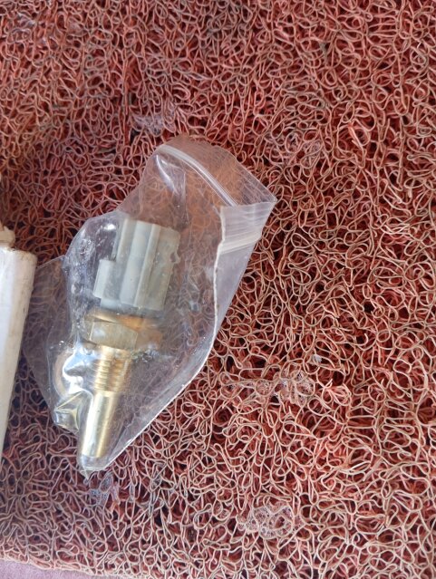 Ae 100/110/111/112/114 Cold Start Switch Auto Parts Montego Bay