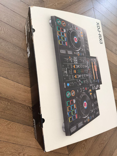Pioneer XDJ-RX3 2-Channel Rekordbox  Serato  Music Kingston