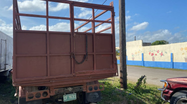 2006 Forward Tipper (6 Cylinder)