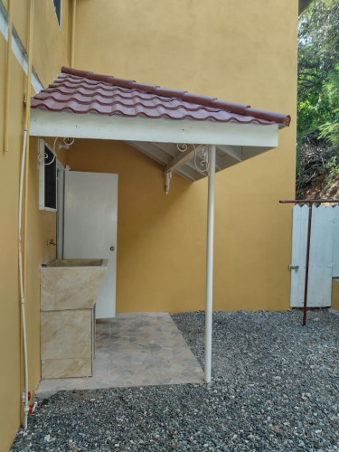 3 Bedroom, 3 Bathroom Townhouse Meadowbrook