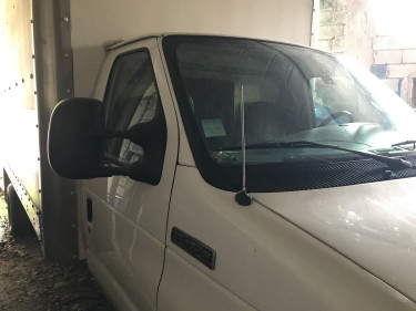 Ford 2006 E450 V8 Diesel Turbocharge  Trucks Garlands 
