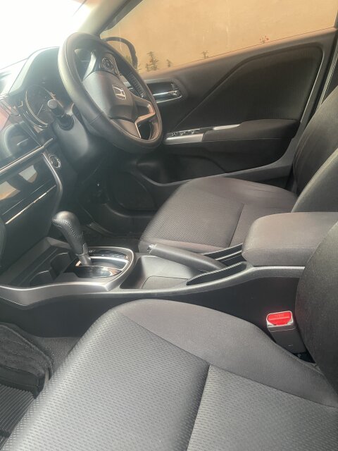 Honda Grace For Rent