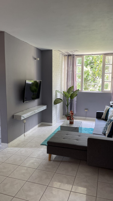 2 Bedroom 1Bathroom Apt For Sale