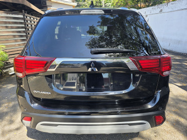 2022 Mitsubishi Outlander 