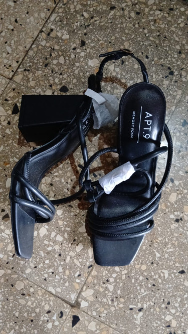 New Size 9 Shoes Women's Shoes May Pen