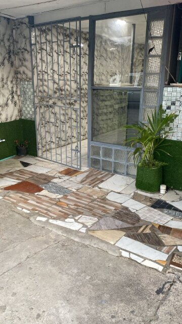 Sml Shop Space Renting Shops & Booths Hagley Pk Rd