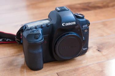 Canon EOS 5D Mark II Digital SLR Camera