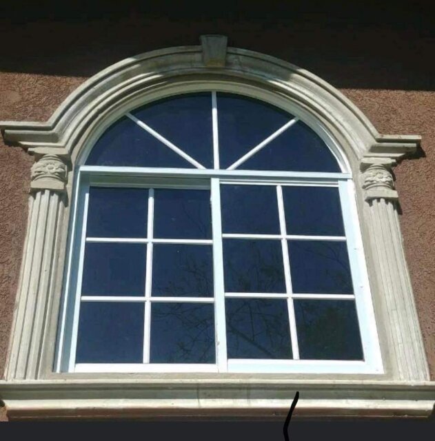 WINDOW MOLDING