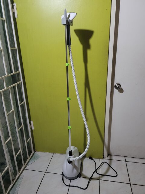 Steamfast Fabric Steamer (Clothes Iron)