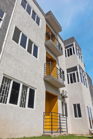 2 Bedrooms, 2 Bathrooms