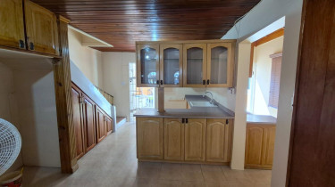2 Bedrooms 2 Bath House in Bridgeview