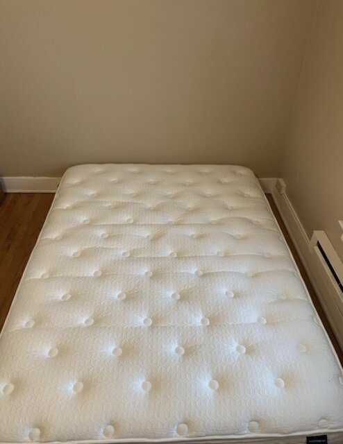 Queen Size Luxury Hybrid Mattress