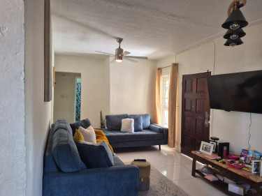 5 Bedroom House At Ridgeway Rd, Meadowbrook