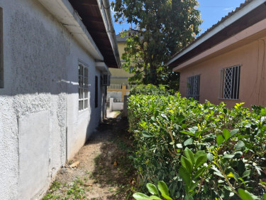 5 Bedroom House At Ridgeway Rd, Meadowbrook