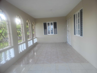 6 Bedroom 4.5 Bath 2 Storey House For Sale