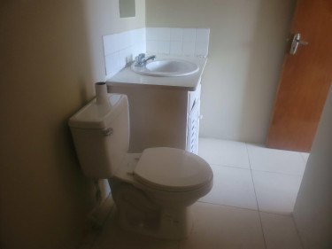 6 Bedroom 4.5 Bath 2 Storey House For Sale
