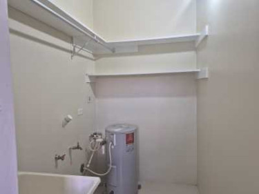 2 Bedrooms 2.5 Baths Apt In Small Complex