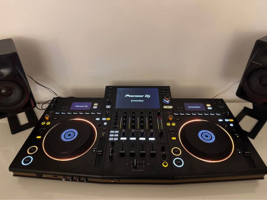 Pioneer DJ OPUS-QUAD All-in-one DJ System Audio Equipment Rollington Town