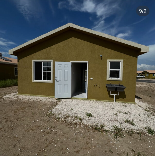 2 Bedroom House