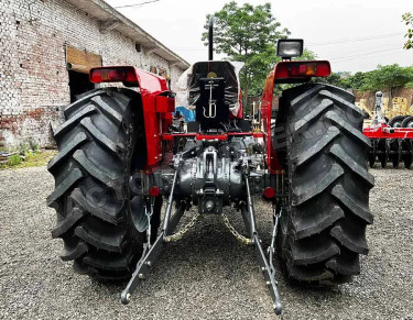 Massey Ferguson MF-385 4WD Tractors 