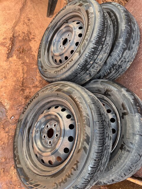Rims And Tire 5 Lug Rims and Tyres Spanish Town