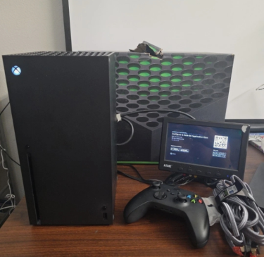  Consoles Cairnie
