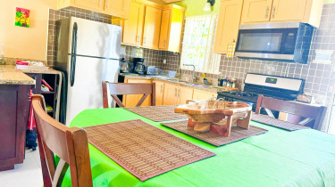 3 BEDROOM 2 Bathroom Drax Hall