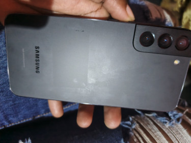 Samsung Galaxy S22PLUS– Brand New-128GB