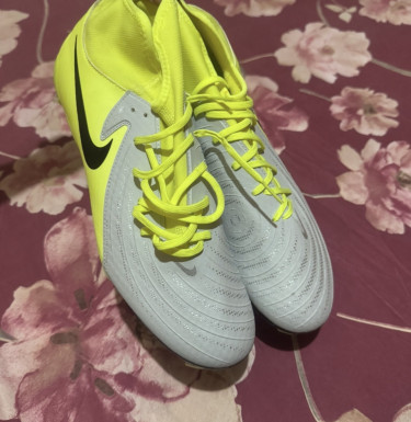 Football Boots Men's Shoes Kingston 