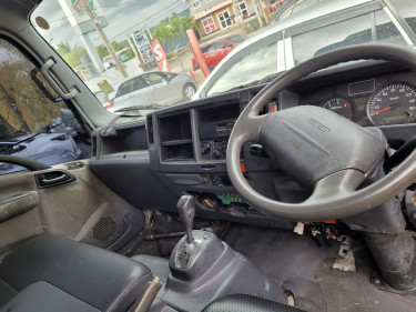 2014 Isuzu (7ton)