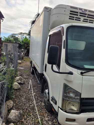 2014 Isuzu (7ton)