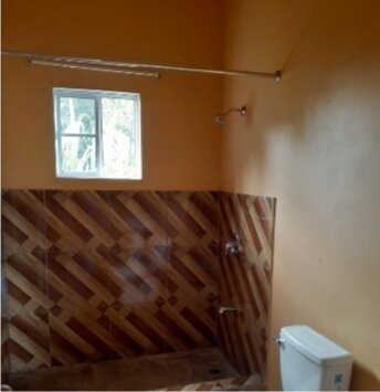 2 Bedroom House with 1 Bath For Sale