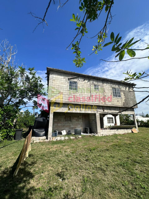 9 Bed 9 Baths FIXER UPPER COOPERS PEN USD$485,000