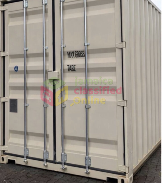 Almost New 40’ HQ Dry Container