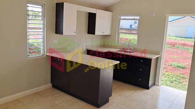 2 Bedroom House