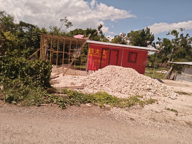 Container Shops & Booths Mountain Side