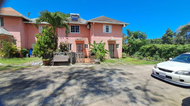 2 Bedroom For Sale Ocho Rios, St.Ann Townhouses Ocho Rios 