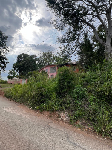 1.13 Acres Of Land  For Sale At Cyprus Hall Road