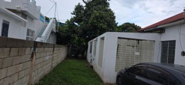 6 Bedroom For Sale At  Kings Avenue, Kingston 