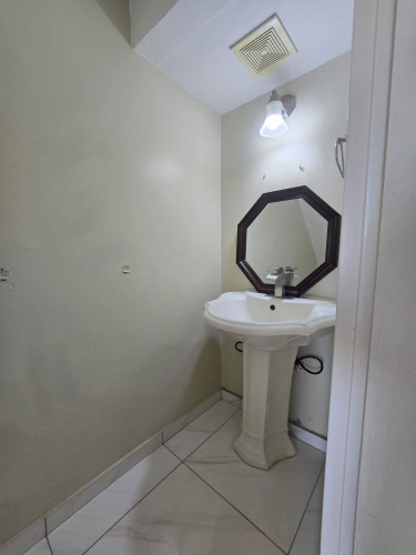 2 Bedroom
