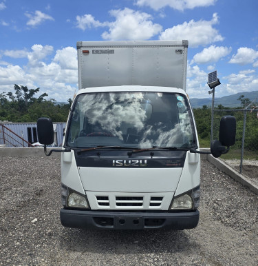 2005 Isuzu Elf Box Body  Trucks Santa Cruz 