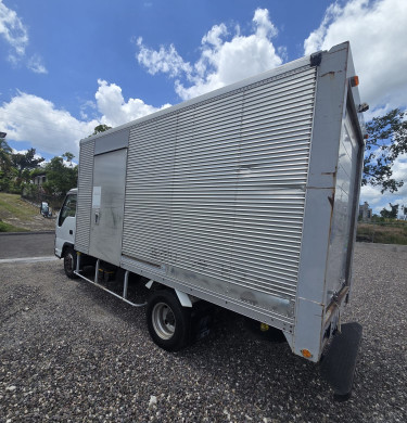 2005 Isuzu Elf Box Body 