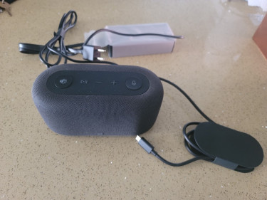 Microsoft Audio Dock - USB-C In-built Speakers