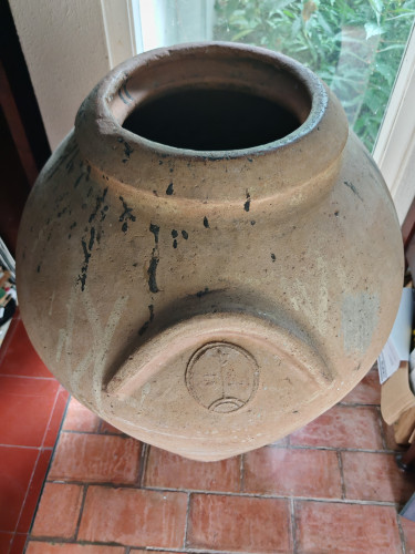 AUTHENTIC ANTIQUE SPANISH JAR  (c. 1850–1890).