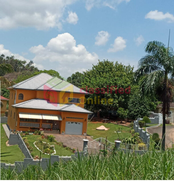 5 Bedroom 4 Bathroom House Houses Caledonia