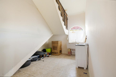 5 Bedroom